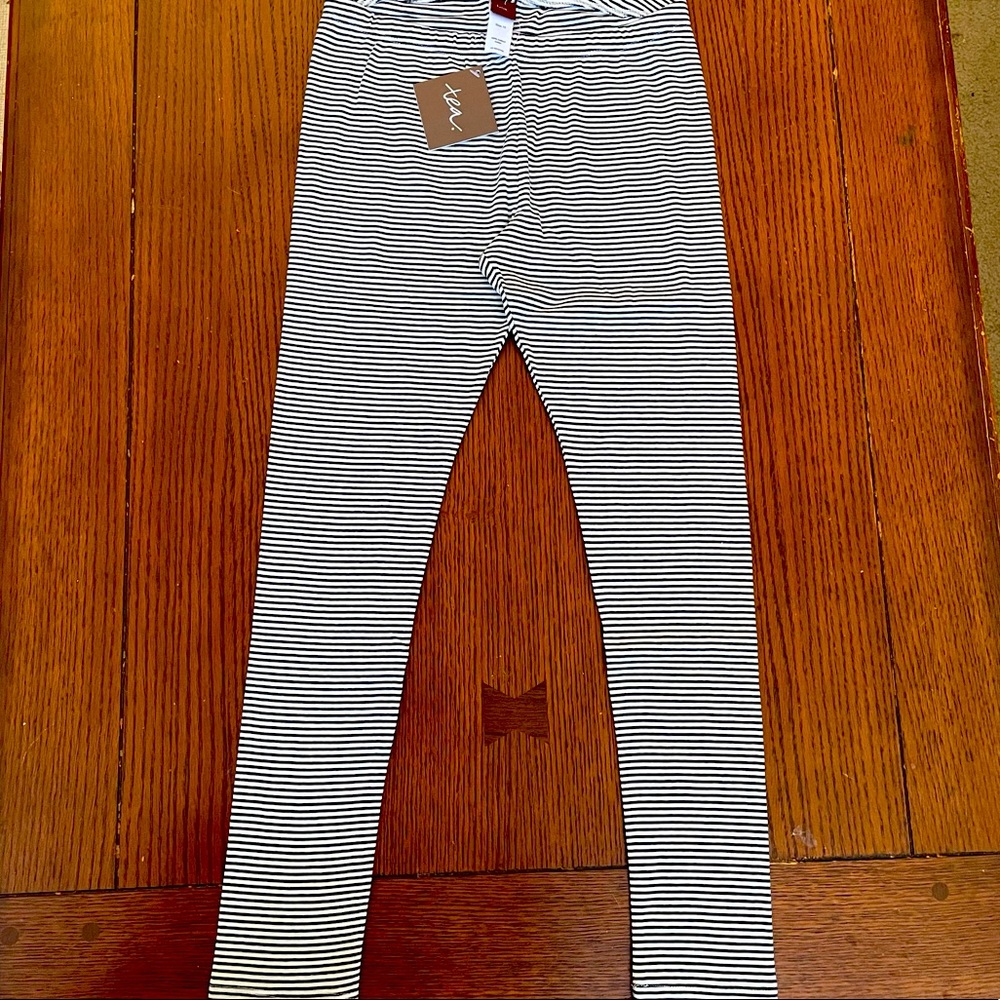 NWT Tea Collection girls leggings size 10
